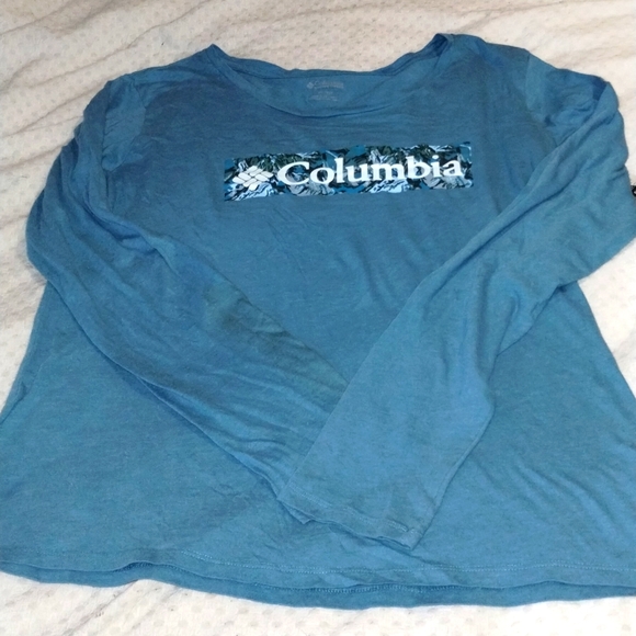 Columbia Tops - Columbia blue long sleeve tee